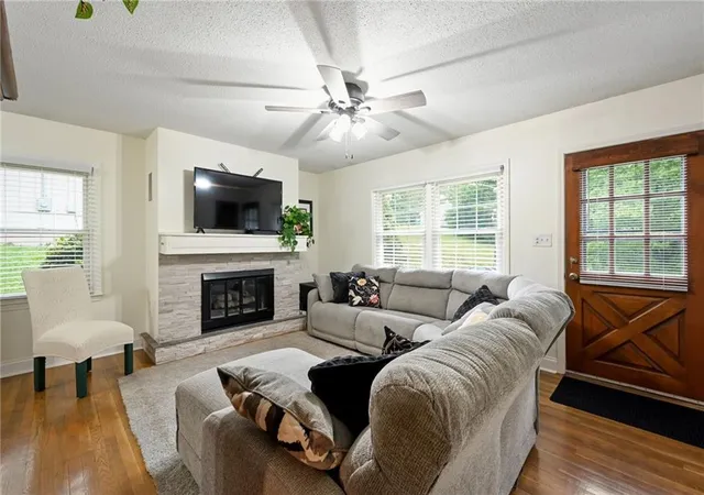 Photo 3 of Single family home for sale at 12709 E Silver Ln, Independence, MO 64050 | MLS# 2627282 | Listing updated on 2026-08-27