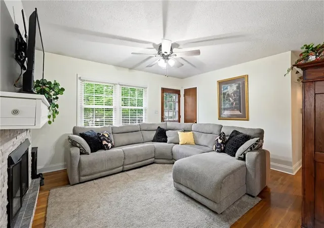 Photo 4 of Single family home for sale at 12709 E Silver Ln, Independence, MO 64050 | MLS# 2627282 | Listing updated on 2026-08-27