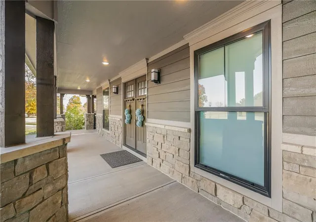 Photo 5 of Single family home for sale at 15615 NE 116th Street, Kearney, MO 64060 | MLS# 2627292 | Listing updated on 2026-06-29