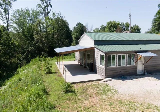 Homes for sale in Orrick, MO | 10259 S Perry Rd, Orrick, MO 64077 | MLS# 2627302