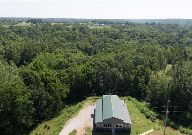 Homes for sale in Orrick, MO | 10259 S Perry Rd, Orrick, MO 64077 | MLS# 2627302