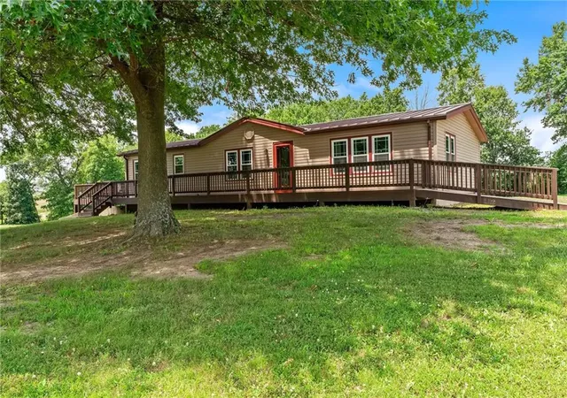 Homes for sale in Richmond, MO | 38298 Hwy 210 Hwy, Richmond, MO 64085 | MLS# 2627311