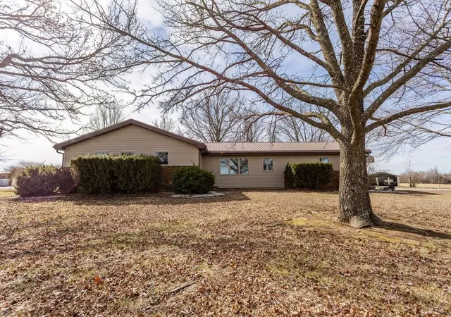 Homes for sale in Lamar, MO | 587 Tract 3 Nw First Ln, Lamar, MO 64759 | MLS# 2627320