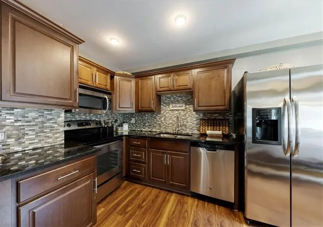 Photo 3 of Condo for sale at 700 W 48th Street #206, Kansas City, MO 64112 | MLS# 2627329 | Listing updated on 2026-08-27