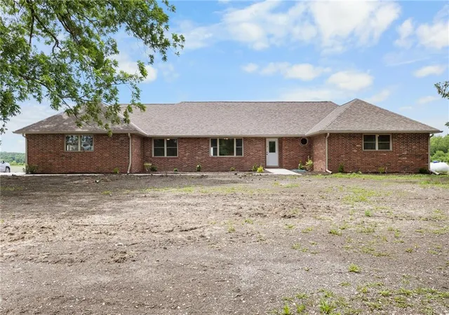 Homes for sale in Centerville, KS | 15360 Ks 7 Hwy, Centerville, KS 66014 | MLS# 2627333