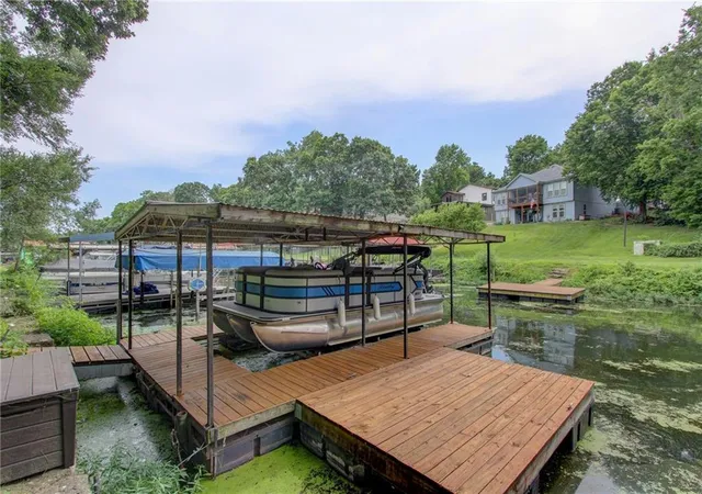 3rd image of 61 H St, Lake Lotawana, MO 64086 | MLS# 2627350