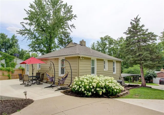 5th image of 61 H St, Lake Lotawana, MO 64086 | MLS# 2627350