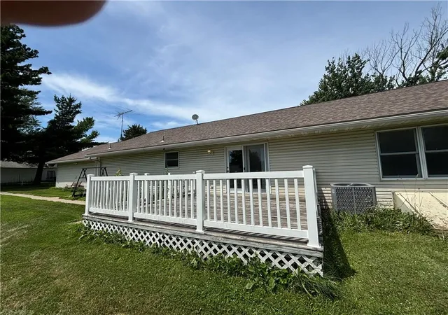 Photo 21 of Single family home for sale at 14471 Highway 71, Savannah, MO 64485 | MLS# 2627353 | Listing updated on 2026-08-25