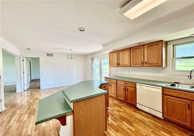 Photo 4 of Single family home for sale at 14471 Highway 71, Savannah, MO 64485 | MLS# 2627353 | Listing updated on 2026-08-25