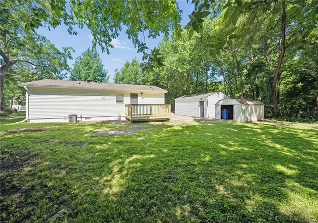 Homes for sale in Tonganoxie, KS | 125 Gould St, Tonganoxie, KS 66086 | MLS# 2627376