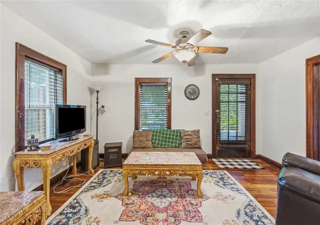 Photo 4 of Single family home for sale at 2916 N 52nd Street, Kansas City, KS 66104 | MLS# 2627386 | Listing updated on 2026-09-28