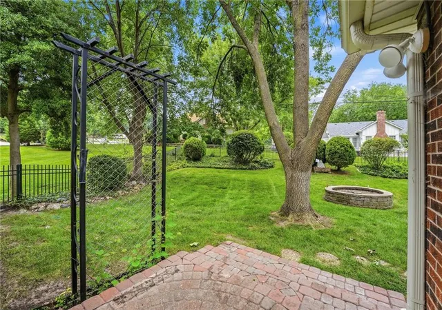 Photo 56 of Sale Pending at 71 E 106th Terrace, Kansas City, MO 64114 | MLS# 2627418 | Listing updated on 2026-08-21
