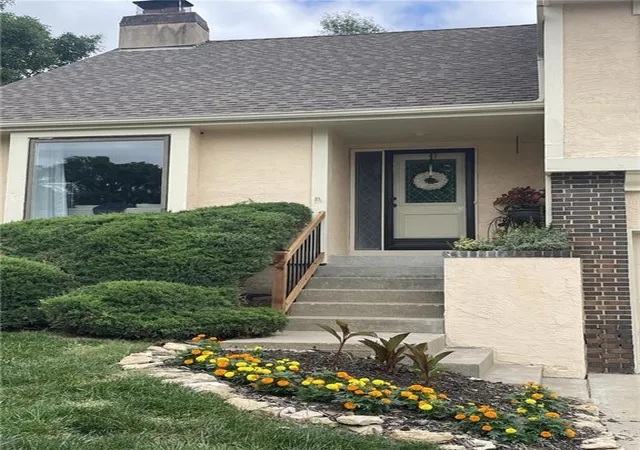 Homes for sale in Lenexa, KS | 8531 Long St, Lenexa, KS 66215 | MLS# 2627420