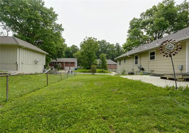 Homes for sale in Liberty, MO | 1400 Nancy Ln, Liberty, MO 64068 | MLS# 2627421
