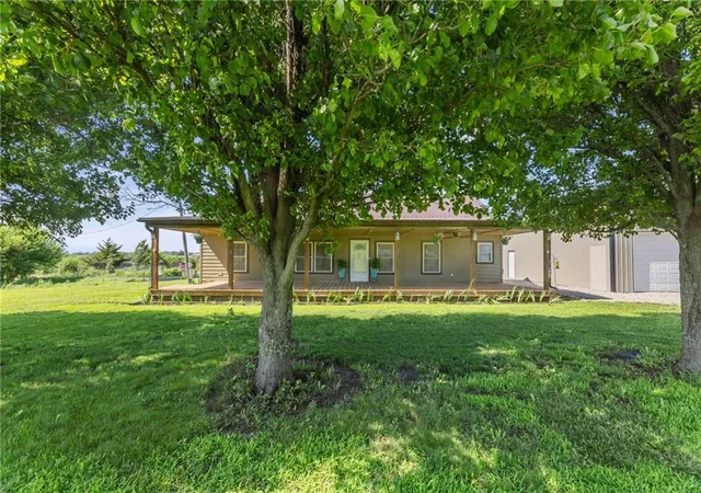 Homes for sale in Princeton, KS | 3761 Haskell Rd, Princeton, KS 66078 | MLS# 2627443