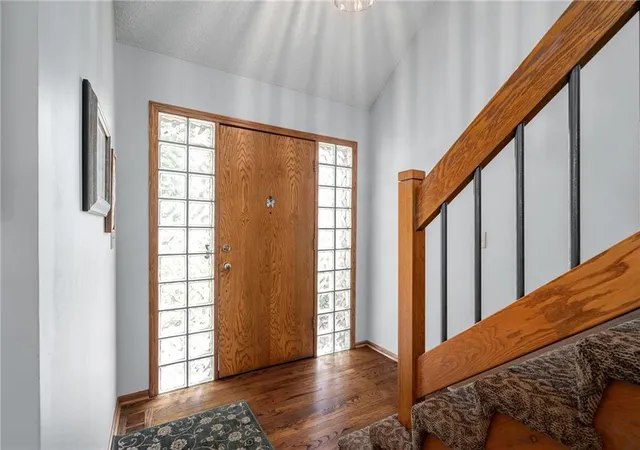 Homes for sale in Lenexa, KS | 13735 W 82Nd St, Lenexa, KS 66215 | MLS# 2627445