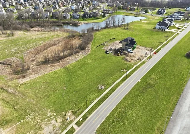 Photo 3 of Land for sale at 2118 NE Shoal Crk Pkwy, Kansas City, MO 64155 | MLS# 2627446 | Listing updated on 2026-08-18