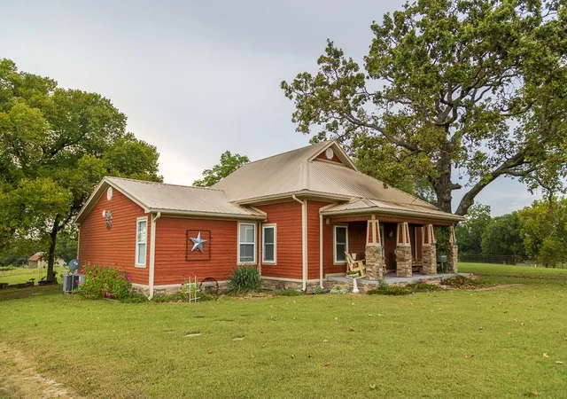 Homes for sale in Nevada, MO | 10374 S 1575 Rd, Nevada, MO 64772 | MLS# 2627452