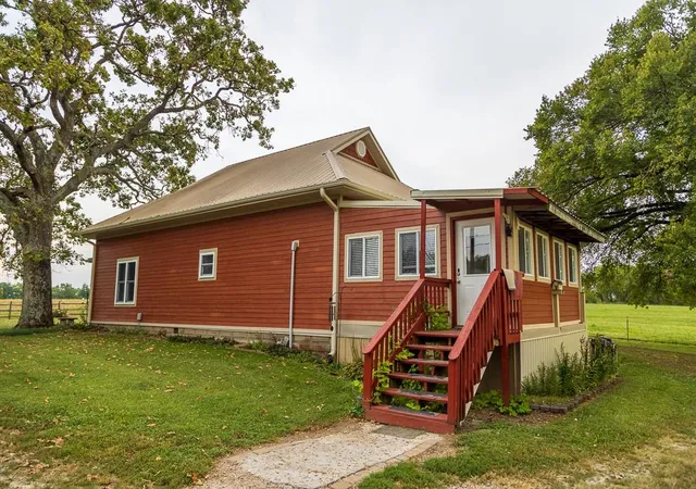 Homes for sale in Nevada, MO | 10374 S 1575 Rd, Nevada, MO 64772 | MLS# 2627452