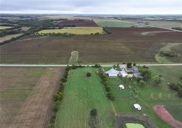 3rd image of 2960 Labette Rd, Ottawa, KS 66067 | MLS# 2627458