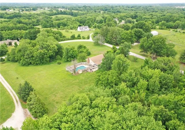 Homes for sale in Holt, MO | 16008 Ne 176Th St, Holt, MO 64048 | MLS# 2627459
