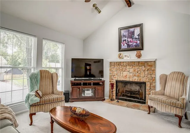 Homes for sale in Lees Summit, MO | 1002 Ne Cedar St, Lees Summit, MO 64086 | MLS# 2627473