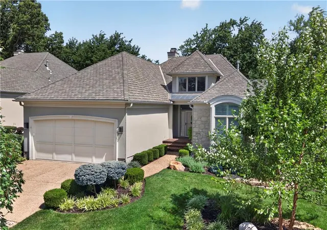 Photo 2 of Sale Pending at 5248 W 115th Terrace, Leawood, KS 66211 | MLS# 2627483 | Listing updated on 2026-07-19