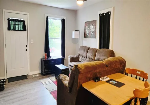 Homes for sale in Pittsburg, KS | 711 W 9Th St, Pittsburg, KS 66762 | MLS# 2627493