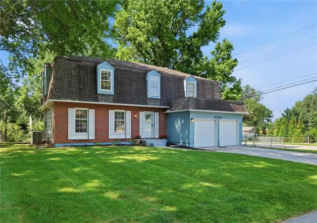 3rd image of 8633 W 89Th St, Overland Park, KS 66212 | MLS# 2627503