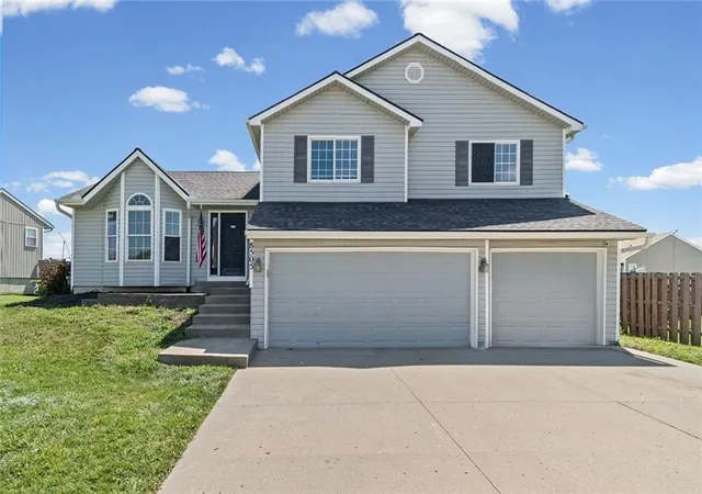 Homes for sale in Kansas City, MO | 8505 N Arcola Ave, Kansas City, MO 64153 | MLS# 2627515