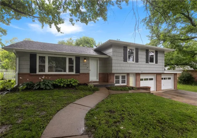 Homes for sale in Saint Joseph, MO | 2907 Beck Rd, Saint Joseph, MO 64506 | MLS# 2627536