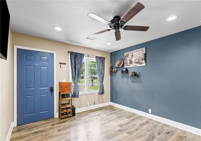 Homes for sale in Wellsville, KS | 403 E 2Nd St, Wellsville, KS 66092 | MLS# 2627541