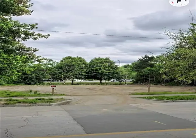 Photo 2 of Land for sale at 5811 Prospect Ave, Kansas City, MO 64130 | MLS# 2627548 | Listing updated on 2026-06-23