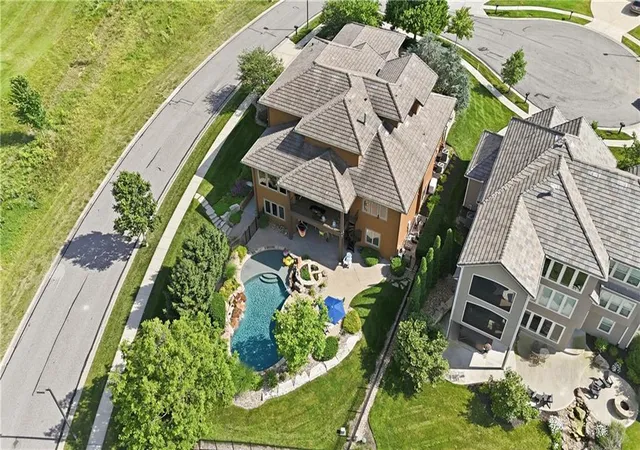 82nd image of 9162 Cottonwood Canyon Dr, Lenexa, KS 66219 | MLS# 2627549