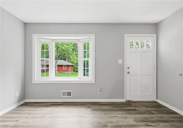 Photo 5 of Single family home for sale at 11016 Herrick Ave, Kansas City, MO 64134 | MLS# 2627554 | Listing updated on 2026-08-28