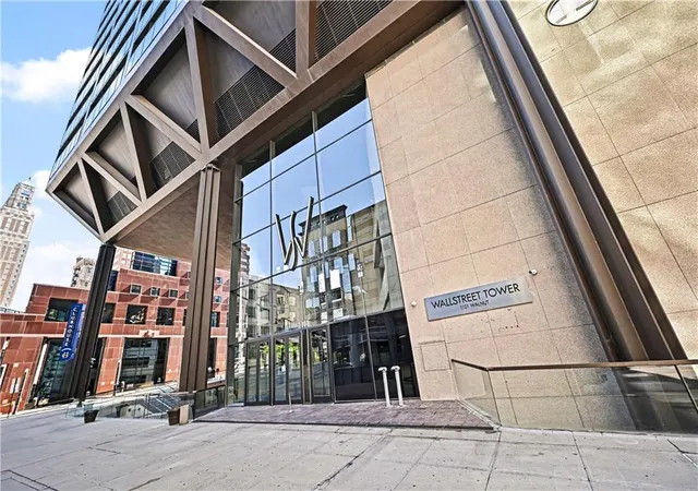 Homes for sale in Kansas City, MO | 1101 Walnut St #1909, Kansas City, MO 64106 | MLS# 2627558