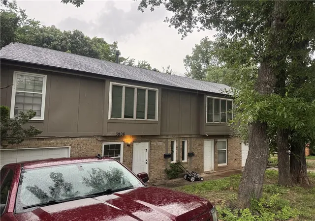 Homes for sale in Grandview, MO | 3906 E 123 Ter, Grandview, MO 64030 | MLS# 2627570