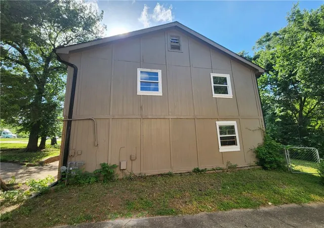 Homes for sale in Grandview, MO | 3906 E 123 Ter, Grandview, MO 64030 | MLS# 2627570