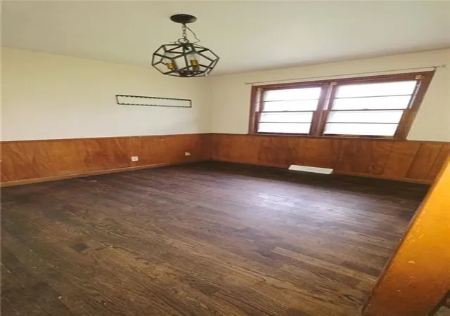 3rd image of 2517 Southwest Blvd, Sedalia, MO 65301 | MLS# 2627578