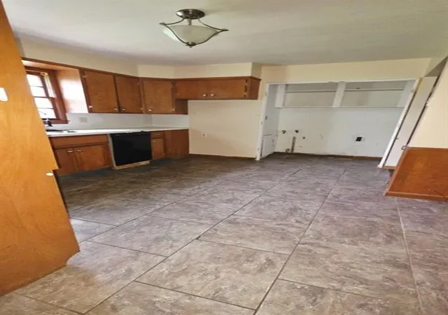 5th image of 2517 Southwest Blvd, Sedalia, MO 65301 | MLS# 2627578