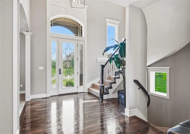 4th image of 7817 Green St, Shawnee Mission, KS 66227 | MLS# 2627579