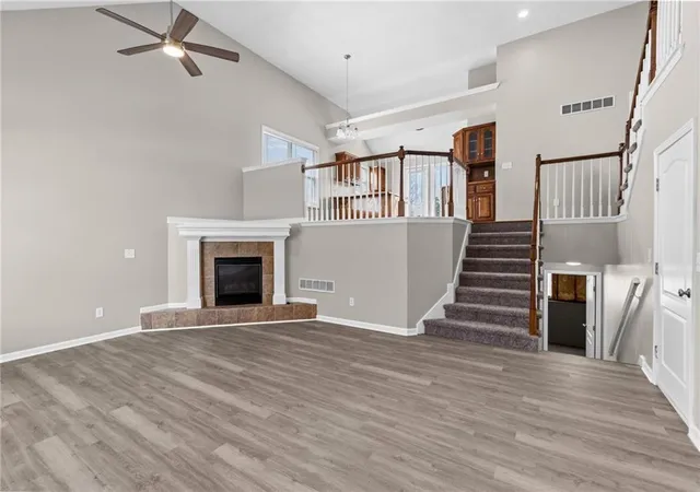 Photo 3 of Sale Pending at 9112 N Camden Ave, Kansas City, MO 64154 | MLS# 2627592 | Listing updated on 2026-08-27