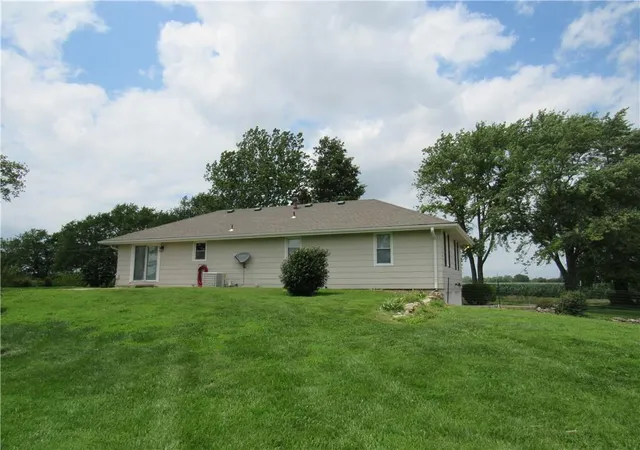 Homes for sale in Garden City, MO | 30309 E 283rd St, Garden City, MO 64747 | MLS# 2627594