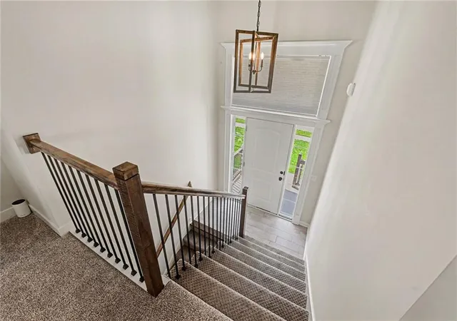 5th image of 1018 Jasmine Dr, Liberty, MO 64068 | MLS# 2627615