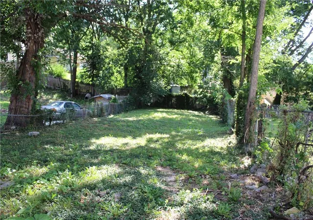 Photo 3 of Single family home for sale at 2739 Elmwood Ave, Kansas City, MO 64128 | MLS# 2627627 | Listing updated on 2026-06-27