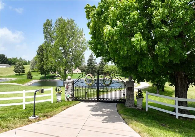 5th image of 450 Ruth Ewing Rd, Liberty, MO 64068 | MLS# 2627632