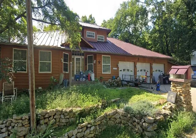 1st image of 608 N 3rd St, Wathena, KS 66090 | MLS# 2627633