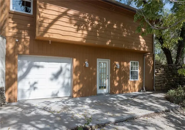 Photo 3 of Single family home for sale at 608 N 3rd Street, Wathena, KS 66090 | MLS# 2627633 | Listing updated on 2026-10-10