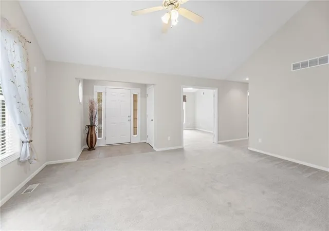 5th image of 15171 S Symphony Dr #3002, Olathe, KS 66062 | MLS# 2627639