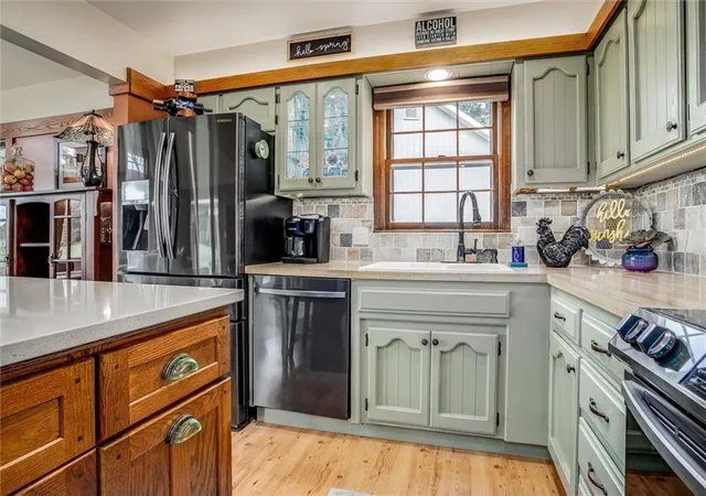 4th image of 507 Ne Karapat Dr, Kansas City, MO 64155 | MLS# 2627640